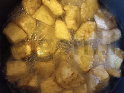 Šiltas salotas su traškiais baklažanais ir fetos sūriu Žingsnis 6