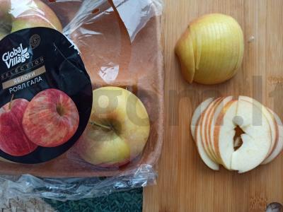 Šviežių obuolių ir džiovintų abrikosų kompotas Žingsnis 2