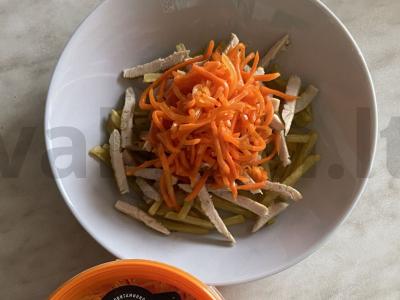 Salotas „Bulvių-morkų juostelės“ Žingsnis 3