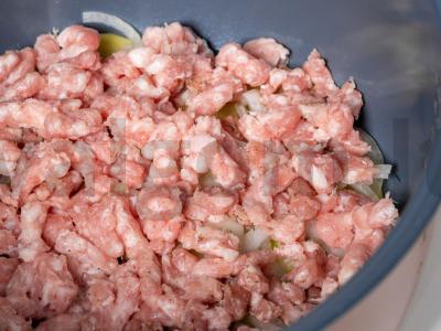 Bulvių apkepas su faršu lėtoje viryklėje Žingsnis 7