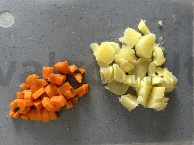 Vinegretas su marinuotais voveraitėmis Žingsnis 4