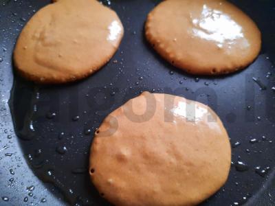 Blynai su kerobu ir bananais Žingsnis 5