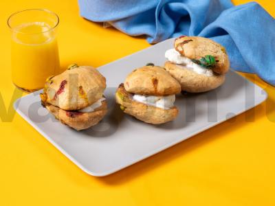 Paprastas ledų sumuštinis pagrindine nuotrauka