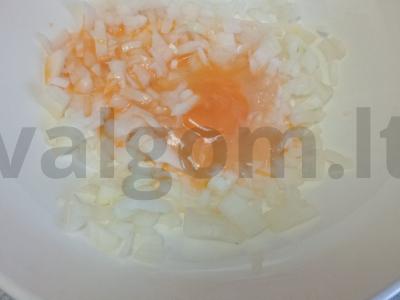 Skrebučiai su svogūnais ir sūriu Žingsnis 2