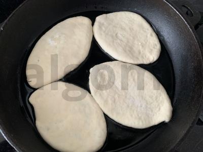 Kepti pyragėliai su varške ir krapais Žingsnis 5