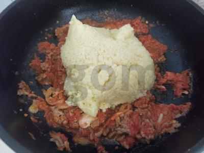 Kukurūzų košė su pomidorų-mėsos apkepu Žingsnis 5