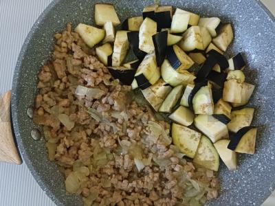 Makaronai su mėsos padažu Žingsnis 2