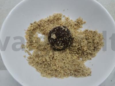 Kepinys „Bulvė“ su šokoladiniu sviestu Žingsnis 7