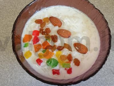 Ryžių košė su kokosų aliejumi, cukatais, razinomis ir riešutais Žingsnis 7