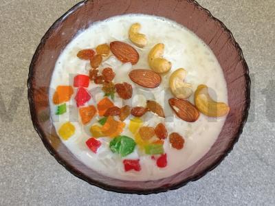 Ryžių košė su kokosų aliejumi, cukatais, razinomis ir riešutais Žingsnis 8