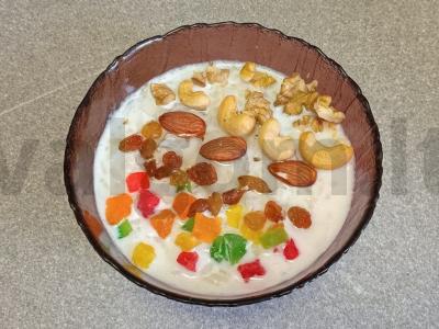 Ryžių košė su kokosų aliejumi, cukatais, razinomis ir riešutais Žingsnis 9