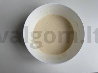 Kūtabai su sūriu ir žolelėmis keptuvėje Žingsnis 1