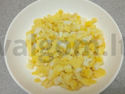 Okroška su vištienos krūtinėlėmis beržo sultyse Žingsnis 1