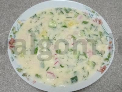 Okroška su vištienos krūtinėlėmis beržo sultyse pagrindine nuotrauka