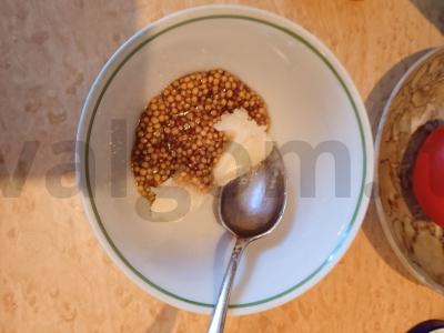 Salotas su mocarela ir garstyčių padažu Žingsnis 4