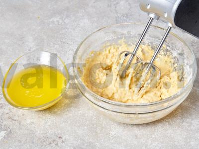 Citrininiai keksiukai su kondensuotu pienu Žingsnis 2