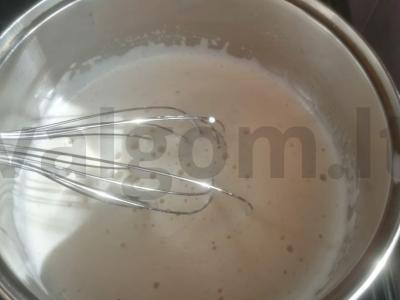 Tortas „Grafų griuvėsiai“ su glajaus kremu Žingsnis 7