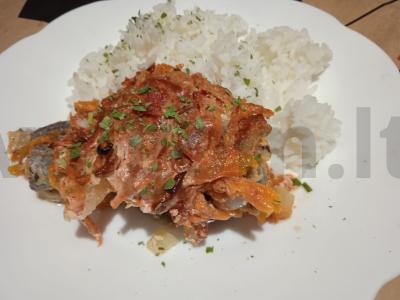 Pūgžlys, keptas su pievagrybiais ir daržovėmis pagrindine nuotrauka