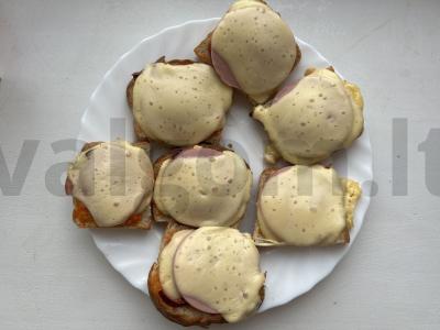 Labai skanūs karšti sumuštiniai pagrindine nuotrauka