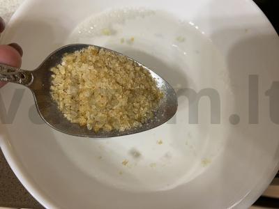 Juodųjų serbentų želė Žingsnis 1