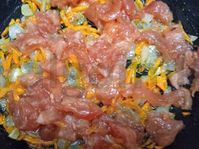 Borsčas ant jautienos sultinio su konservuotomis pupelėmis Žingsnis 6