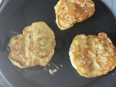 Bananų blynai be cukraus Žingsnis 7