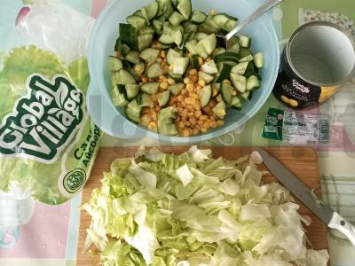 Salotos su konservuotu tunu Žingsnis 2