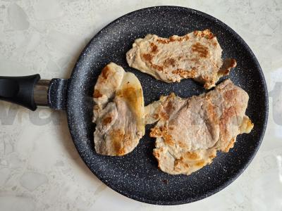 Makaronai „Linguini“ su šniceliu Žingsnis 1