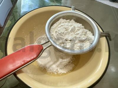 Blynai su suluguni sūriu Žingsnis 2