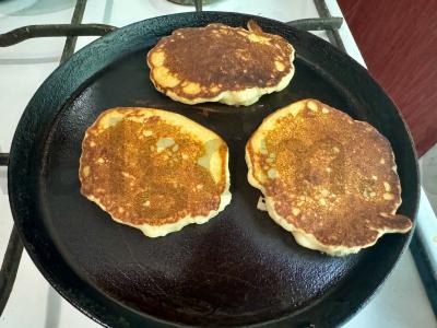 Blynai su suluguni sūriu Žingsnis 6