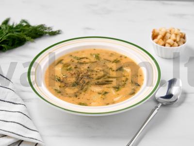 Žirnių sriuba pagrindine nuotrauka