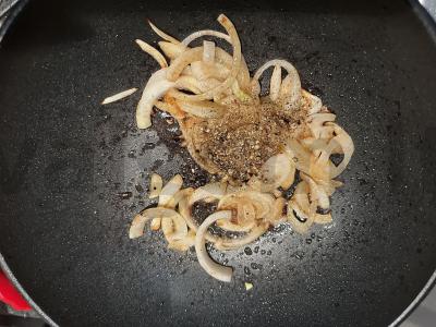 Namų stiliaus kiaulienos troškinys Žingsnis 3