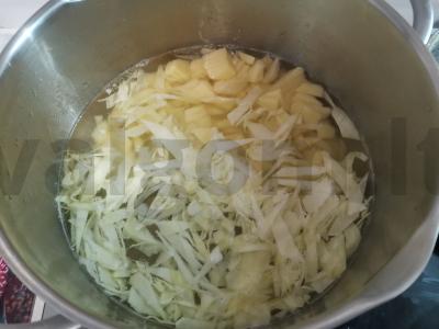 Šči su kiauliena ir salierais Žingsnis 5