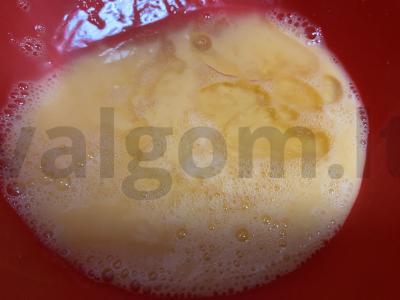 Elastinga tešla naminei makaronams Žingsnis 2