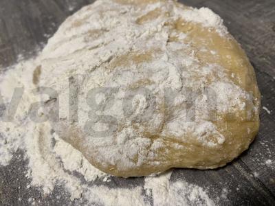 Elastinga tešla naminei makaronams Žingsnis 4