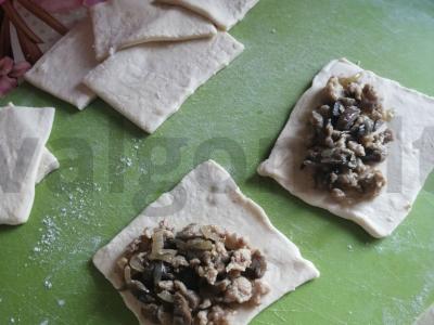 Mėsos ir grybų trikampiai Žingsnis 4