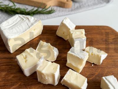 Tartaletės su karamelizuotais svogūnais ir brie sūriu Žingsnis 4