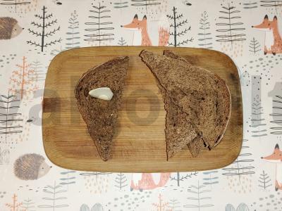 Česnakiniai sumuštinukai Žingsnis 3