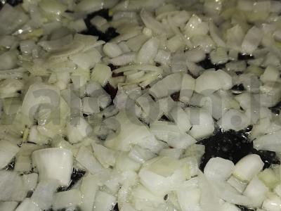 Ryžiai su jūros gėrybių kokteiliu ir Tom Yum makaronais Žingsnis 2