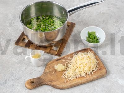 Žuvies kotletai su žirnių ir mėtų padažu Žingsnis 3