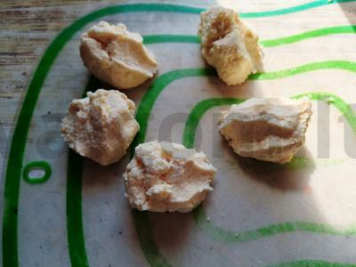 Vaniliniai varškėčiai su kondensuotu pienu Žingsnis 3