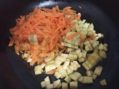 Grikių košė su morkomis ir obuoliu Žingsnis 2