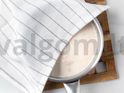 Pyragai su dešrelėmis Žingsnis 3