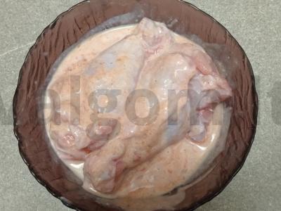 Kalakutų pečių kefyro-tomato marinate su bulvėmis Žingsnis 5