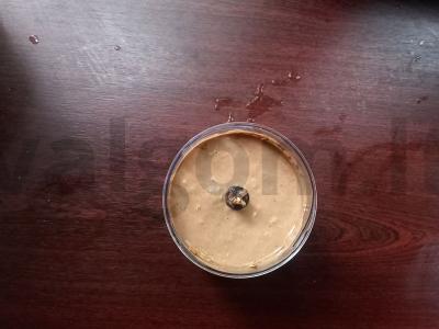 Raisinų pyragas be cukraus ir miltų Žingsnis 2