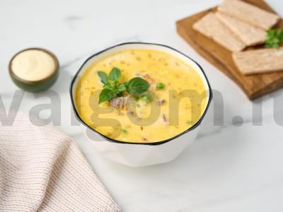 Grietinėlės sriuba su vištienos viduriais pagrindine nuotrauka