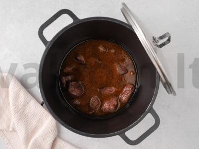 Jautiena su daržovėmis katile Žingsnis 5