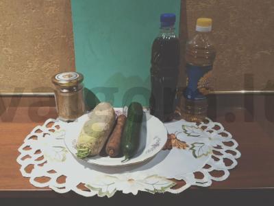 Daržovių salotas su daikonu Žingsnis 1