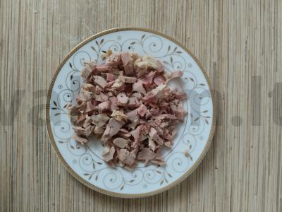 Salotas su anties filė ir džiovintais abrikosais „Negresco“ Žingsnis 1