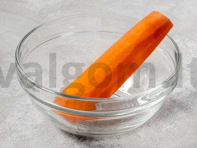 Salotas su medžiotojų dešrelėmis Žingsnis 1